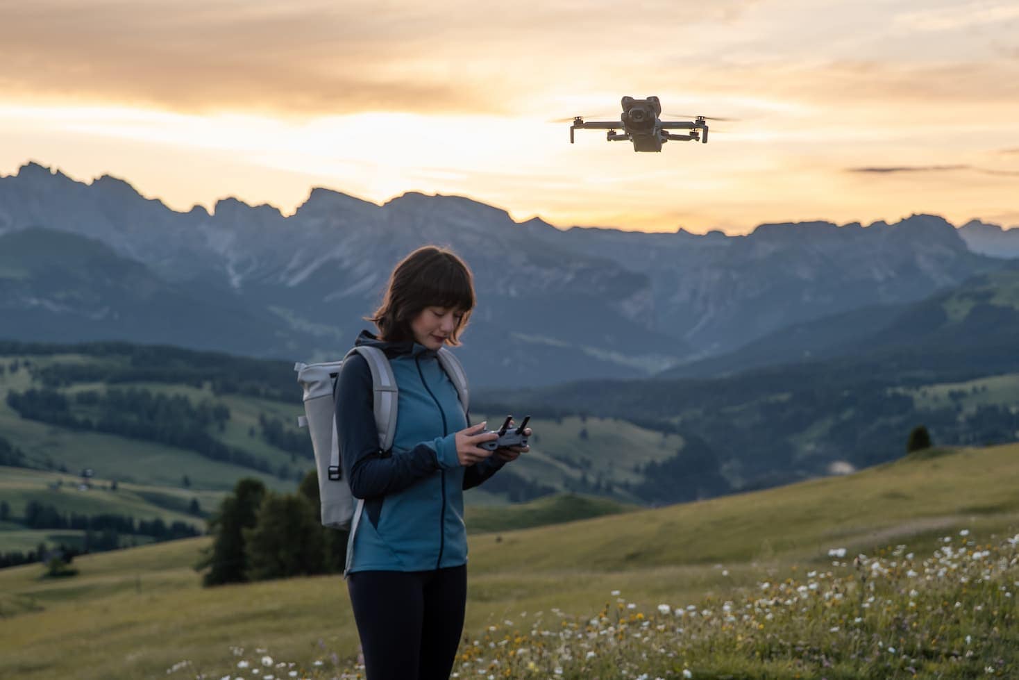 DJI lanserar Mini 5 Pro – världens första minidrönare med 1-tums sensor